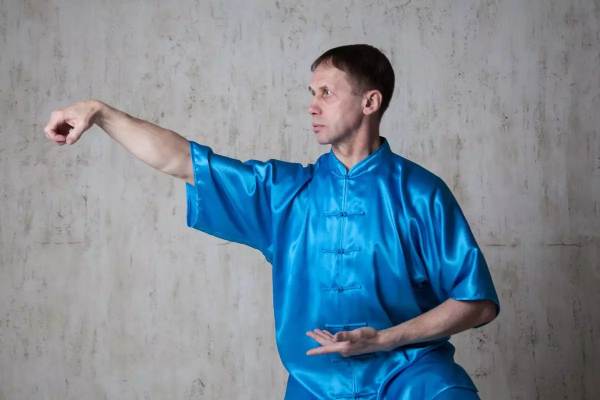 Инструктор Владимир Смирнов