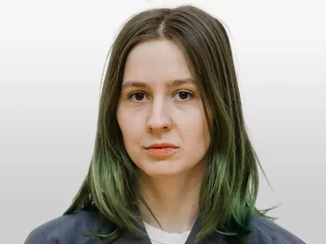 Инструктор Юлия Лопатина